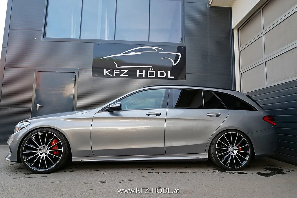 Mercedes-Benz C 220 d T AMG Line Aut. Image 6