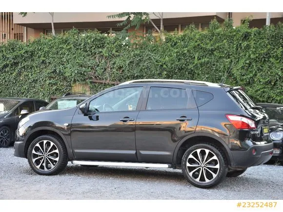 Nissan Qashqai 1.6 Black Edition Image 3